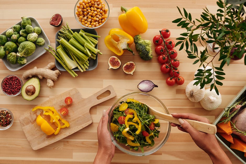 Gesunde Obst- und Gemüseauswahl für Diäten